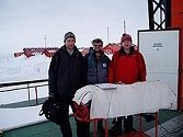 Měření UV záření a ozonové díry v Antarktidě